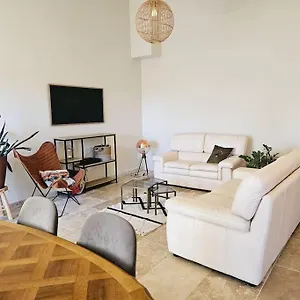  Appartement Le Gite De La Marquise - Elegant Avec Terrasse -